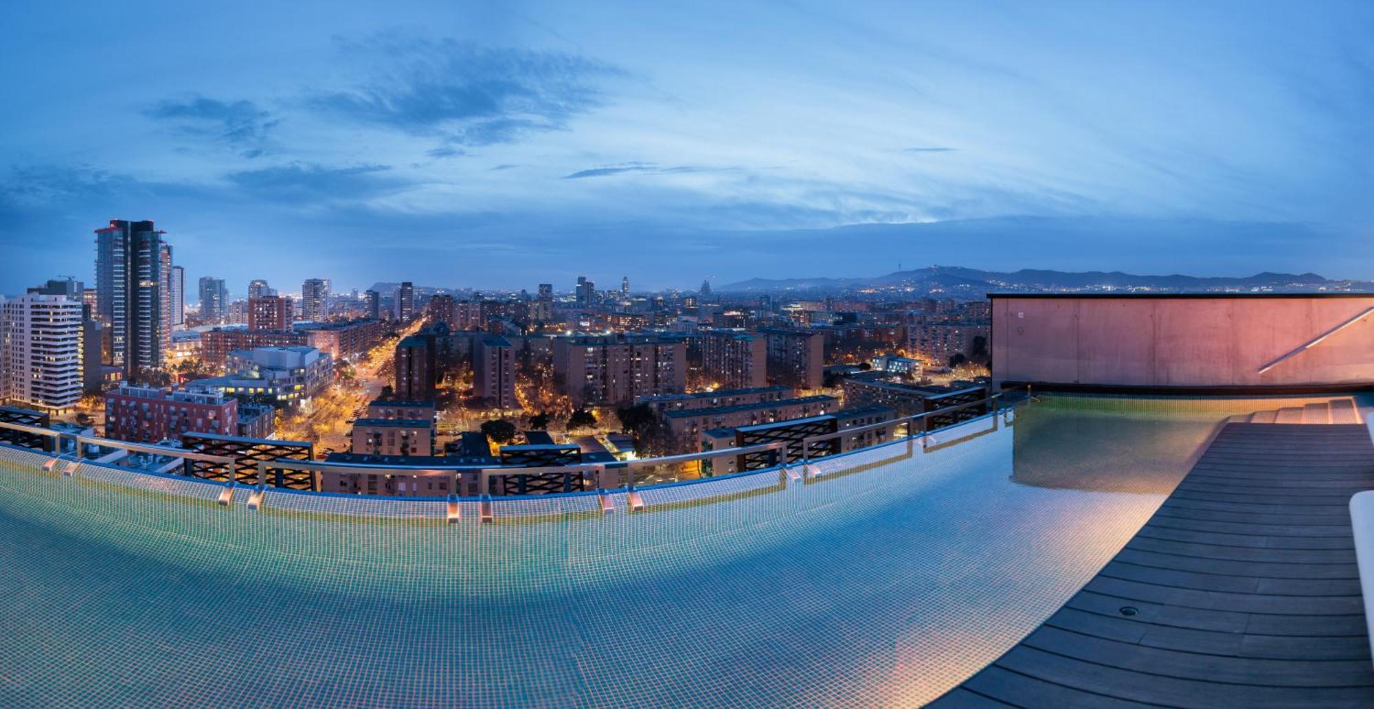 Tembo Barcelona 호텔 산트 아드리아 데 베소스 외부 사진